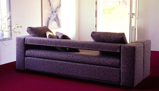 Illustration for article titled Transformer Sofa Magically Morphs into Bunk Bed